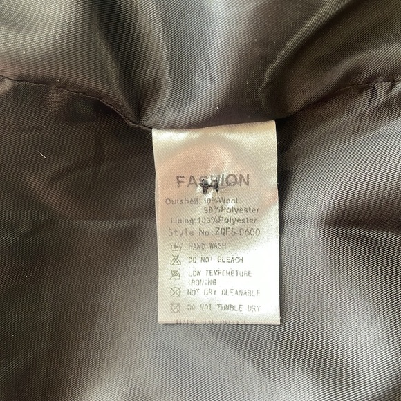 Tanming Women’s Black Long Coat - Picture 6 of 6